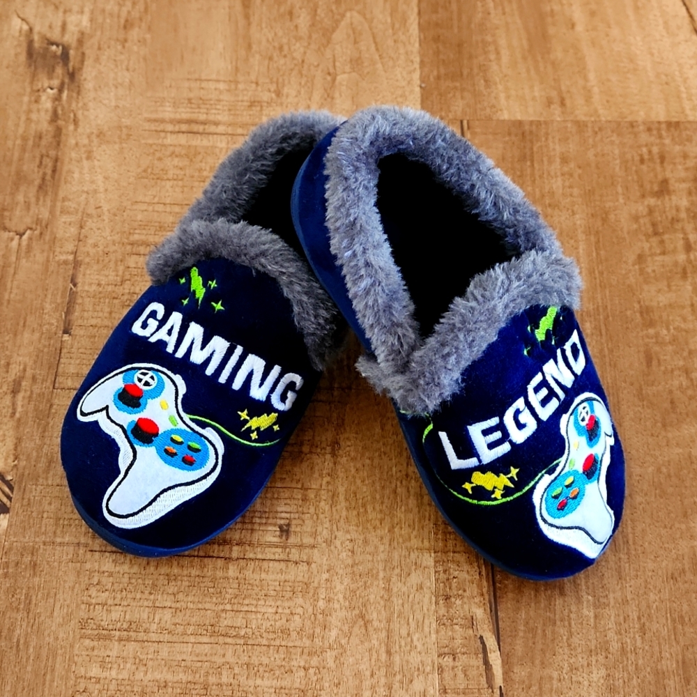 WONDERNATION Slippers